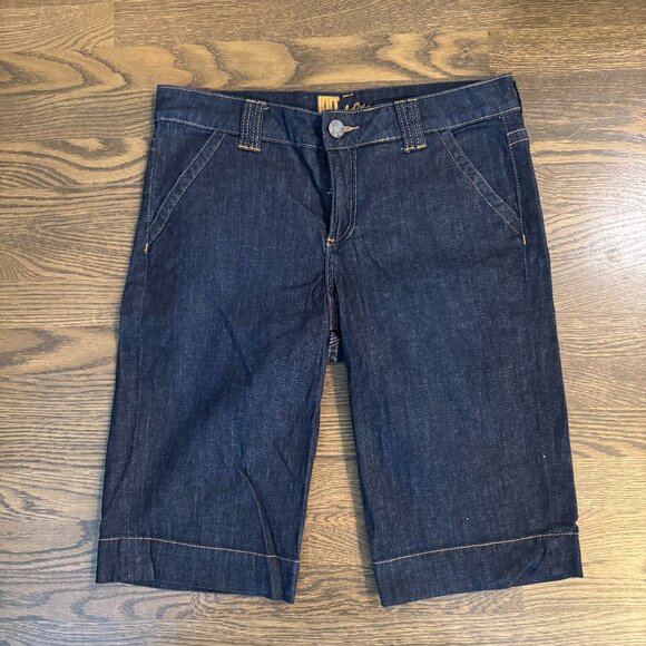 KUT from the Kloth Women's Bermuda denim shorts size 12 Fun stitching - Picture 1 of 6